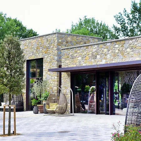 Chimera Villa *